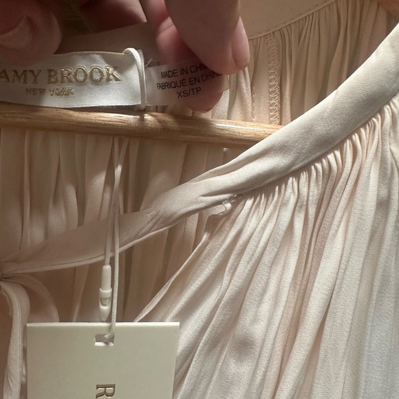 Ramy Brook Cream Blouse with Tie Front and Voluminous Sleeves - Picture 5 of 9